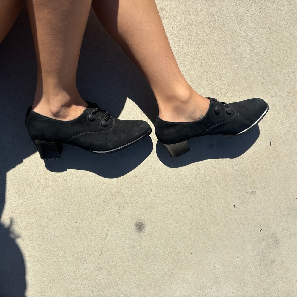 Heels - Picture 6 of 11